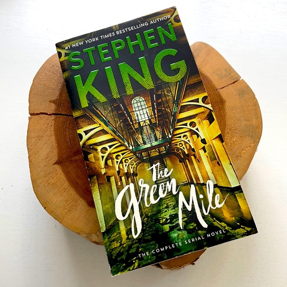Other - NWT Paperback “The Green Mile” by Stephen King